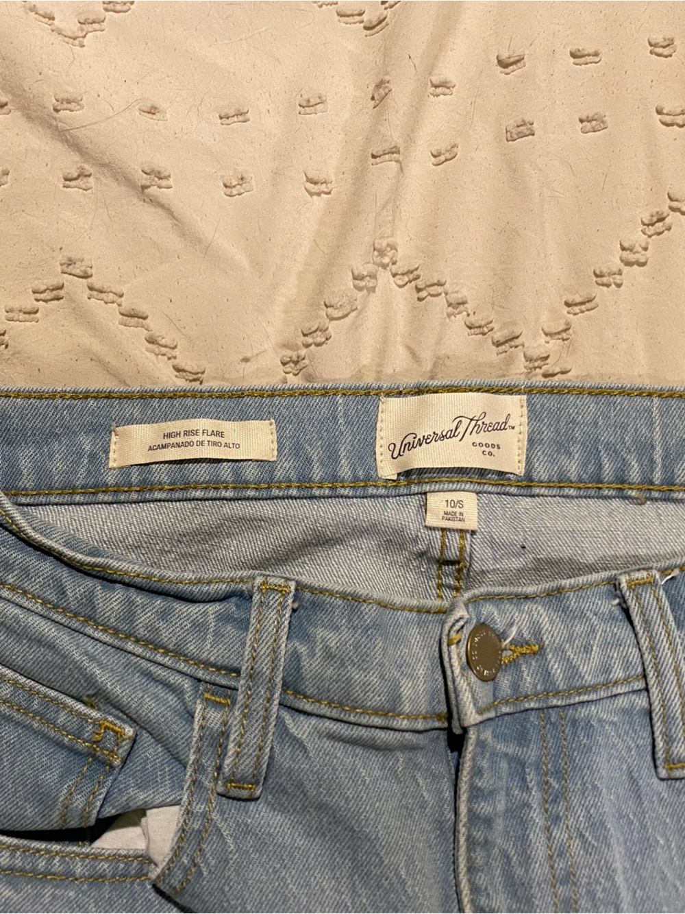 Universal Thread Jeans - Picture 3 of 3